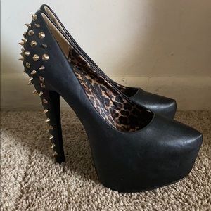 Lucile Women’s Spike Heels Size 10